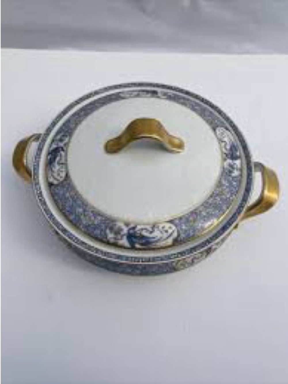 Antique Theodore Haviland Limoge Covered dish - Pattern Rani -France
